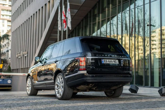 Range Rover Vogue 4.4 Diesel (Autobiography) Silver